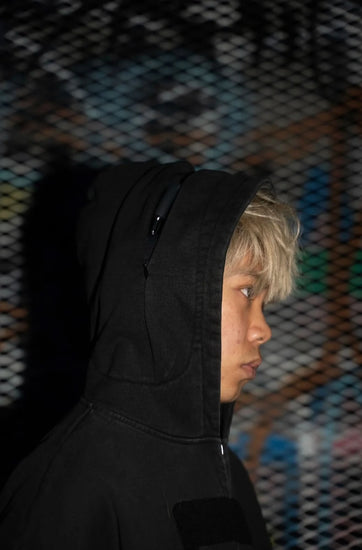 “Music Connects Us” v2 Zip (Black)